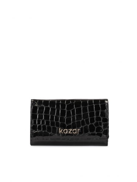 Czarny kompaktowy portfel damski z lakierowanej skóry w zwierzęcy wzór 