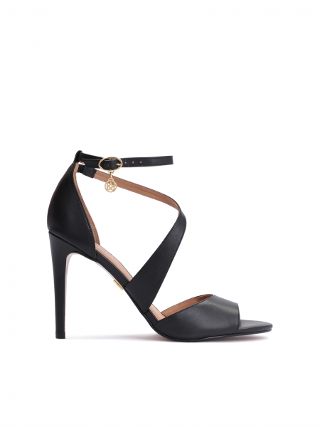 Classic black leather sandals with a cross strap MEGAN