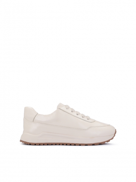 Ladies’ off-white leather sneakers with a comfortable construction ZINNA