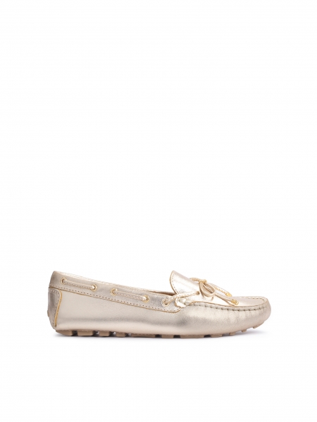 Ladies’ golden leather moccasins on a comfortable sole APRICOT