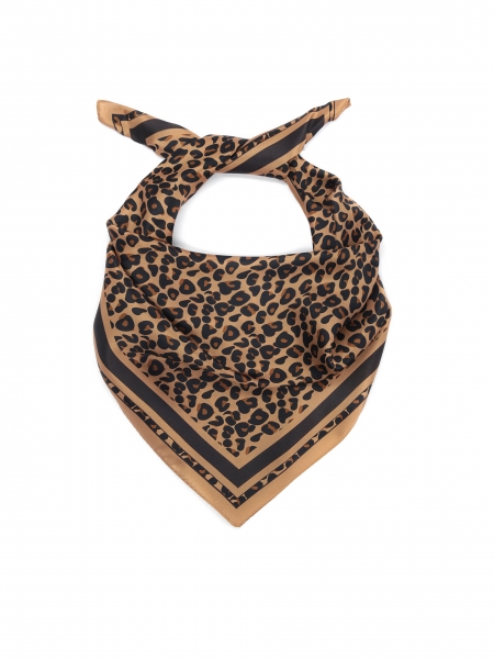 Pañuelo cuadrado de seda con motivo de leopardo 