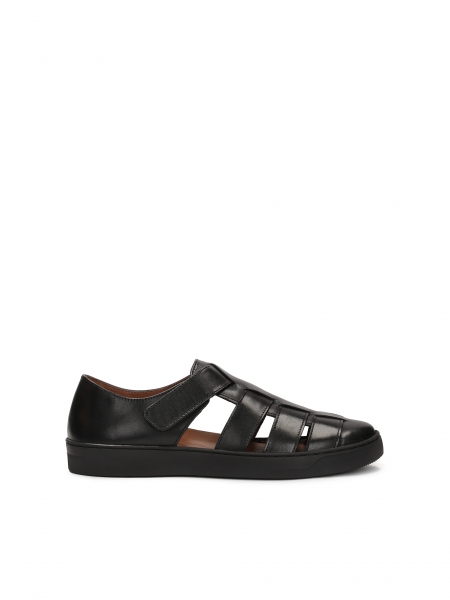 Black sandals with a covered heel and a toe BRETTON