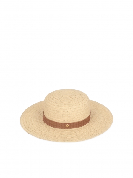 Straw hat with a large brim OCEANA
