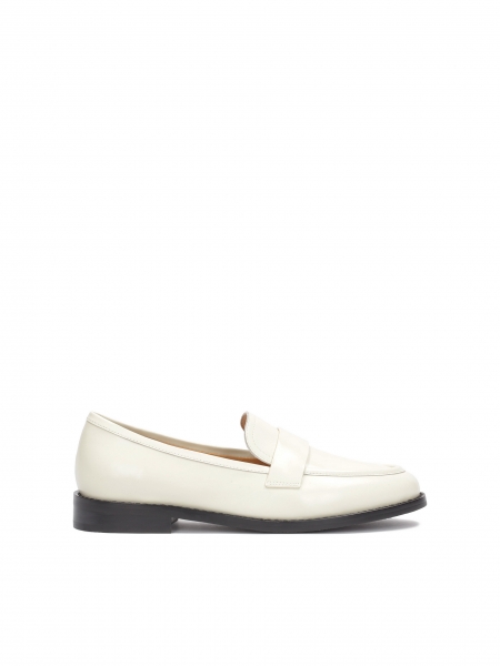 White loafers with black sole IVESDALE