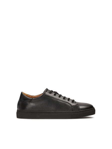 Black leather minimal style sneakers CASPEROS