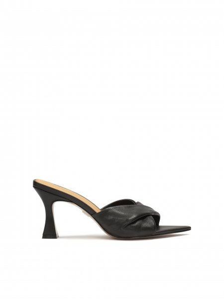Pointed flip-flops in black leather  ALIA