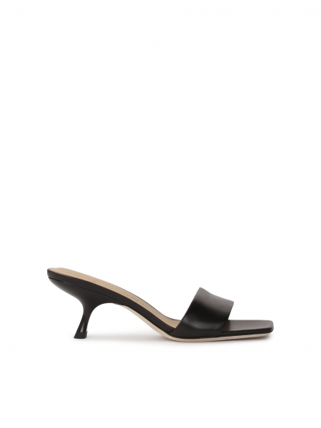 Black flip-flops with low original heel ARUBA