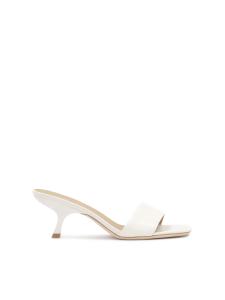 White minimalist flip-flops with fashionable heel ARUBA