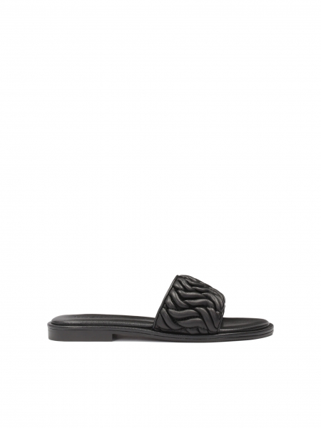 Black leather flip-flops with striking quilting  JOVITE