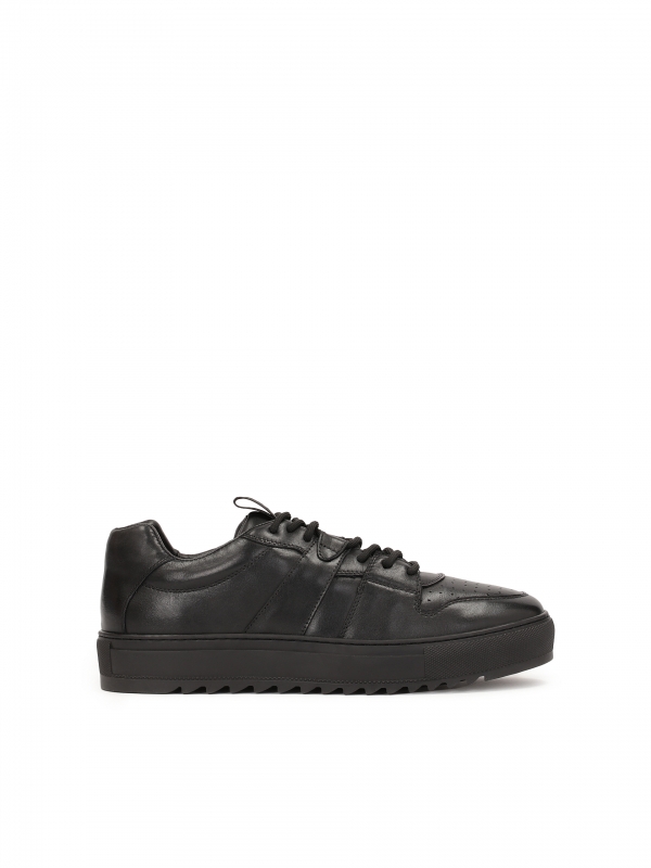 Men’s black leather sneakers on a thick sole ORLEY