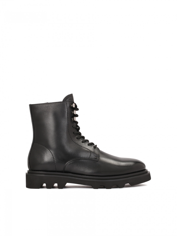 Men’s classic black leather boots WILTON