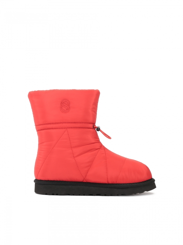 Insulated red snow boots with a hiking sole LOANA