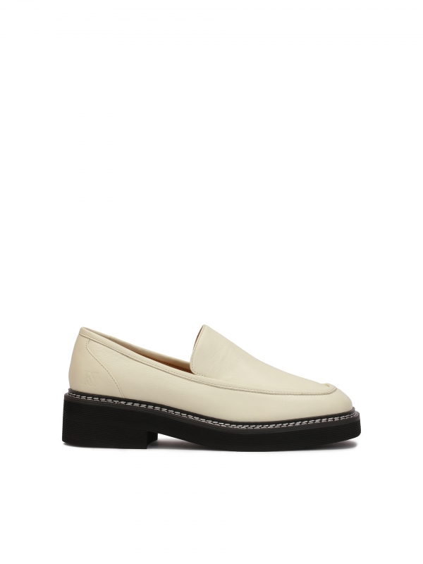 Off white slip-on shoes on flat sole  IVETTE